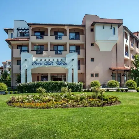 Rezort Oasis Del Mare Front Lozenec