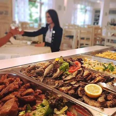 Rezort Oasis Del Mare Front 4*