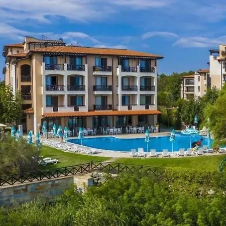 Oasis Del Mare Front 4* Lozenec