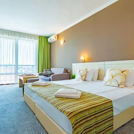 Oasis Del Mare Front Rezort 4*