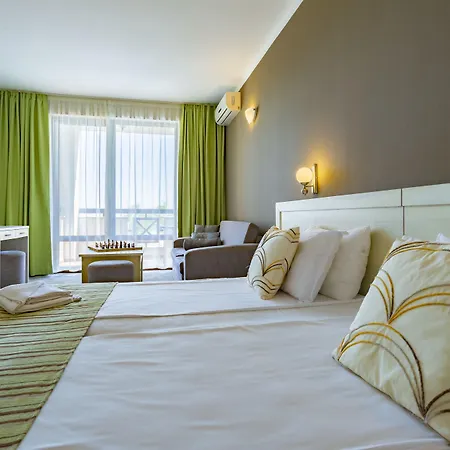 Oasis Del Mare Front Rezort 4*