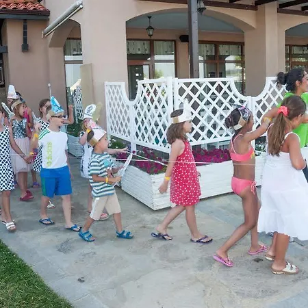 Oasis Del Mare Front 4* Lozenec