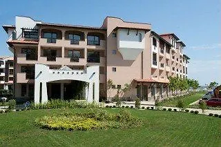 Oasis Del Mare Front 4* Lozenec