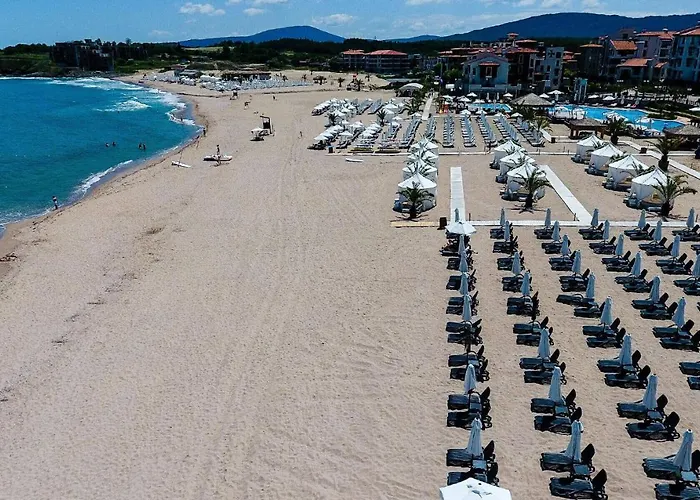 Oasis Del Mare Front 리조트