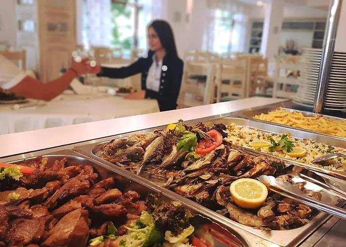 리조트 Oasis Del Mare Front 4*