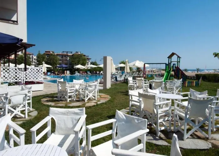 Oasis Del Mare Front 로제넷츠