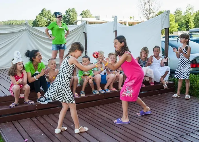 Oasis Del Mare Front